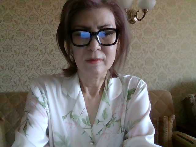 Elegant00Lady's BongaCams show and profile