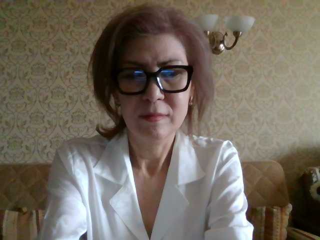 Elegant00Lady's BongaCams show and profile