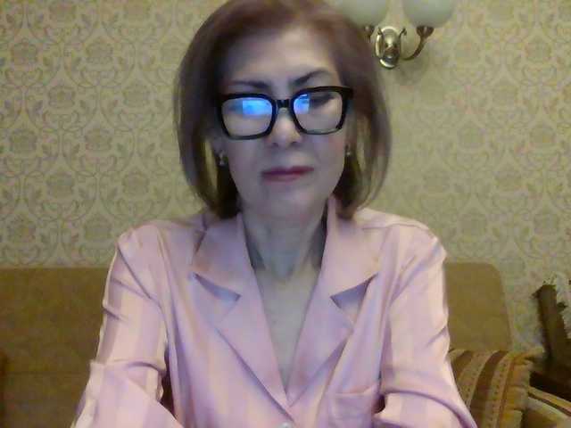 Elegant00Lady's BongaCams show and profile