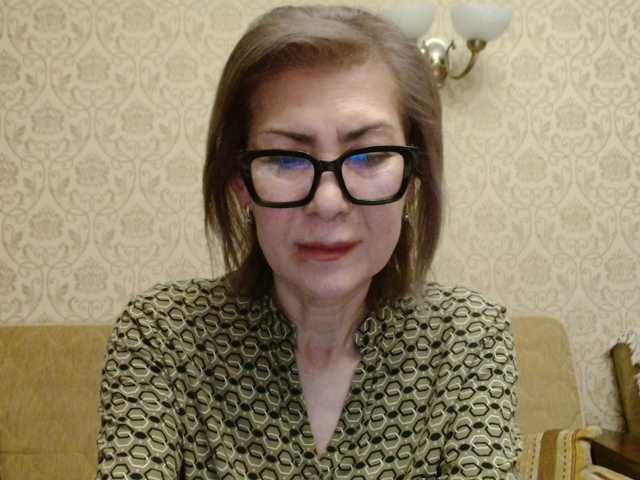 Elegant00Lady's BongaCams show and profile