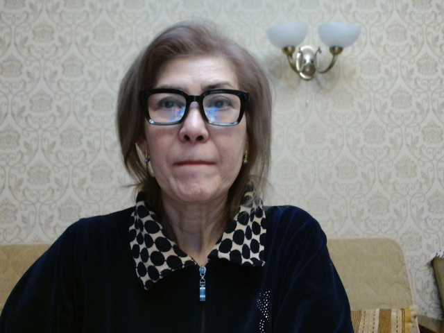 Elegant00Lady's BongaCams show and profile