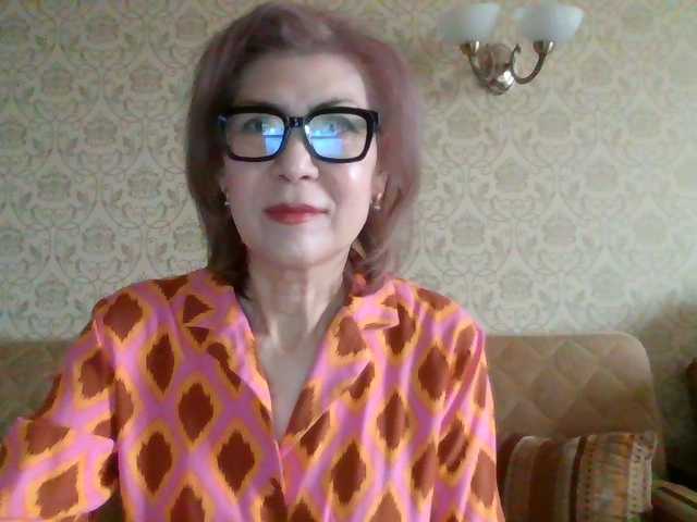 Elegant00Lady's BongaCams show and profile