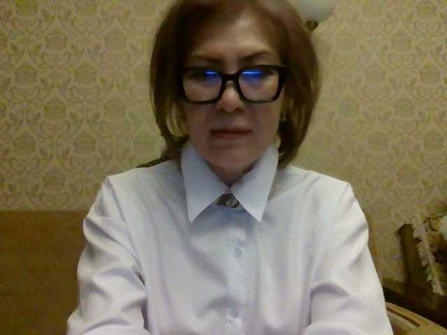 Elegant00Lady's BongaCams show and profile