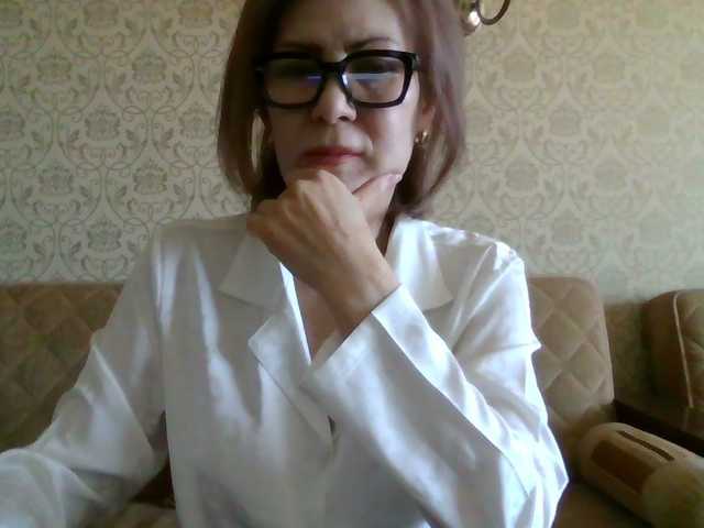 Elegant00Lady's BongaCams show and profile