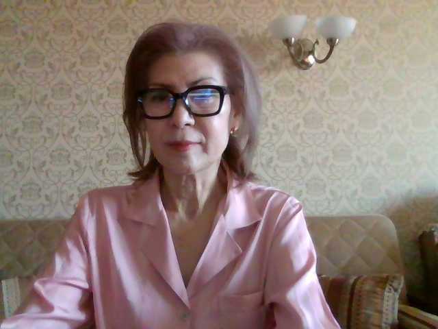 Elegant00Lady's BongaCams show and profile