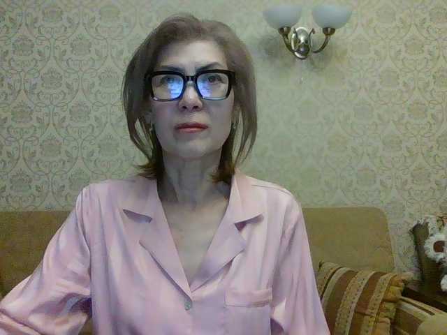 Elegant00Lady's BongaCams show and profile