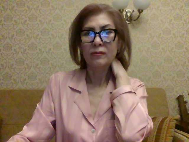 Elegant00Lady's BongaCams show and profile