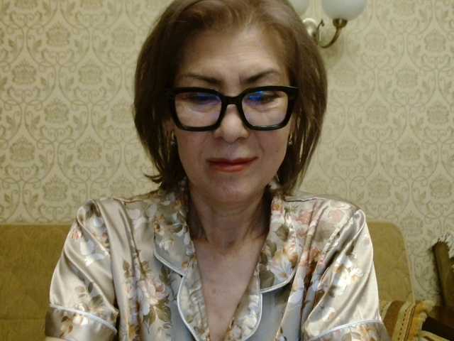 elegant00lady cam belle