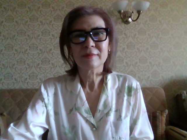 Elegant00Lady's BongaCams show and profile