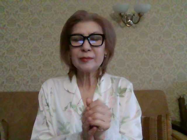 Elegant00Lady's BongaCams show and profile