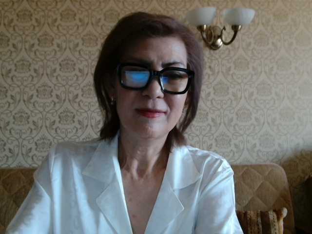 Elegant00Lady's BongaCams show and profile