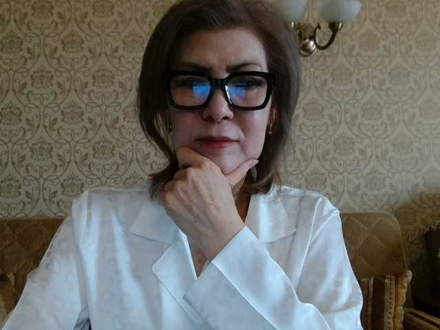 Elegant00Lady's BongaCams show and profile