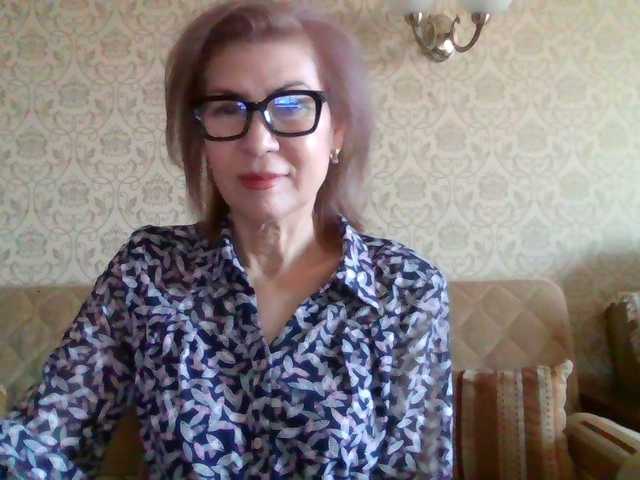 Elegant00Lady's BongaCams show and profile