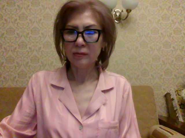 Elegant00Lady's BongaCams show and profile