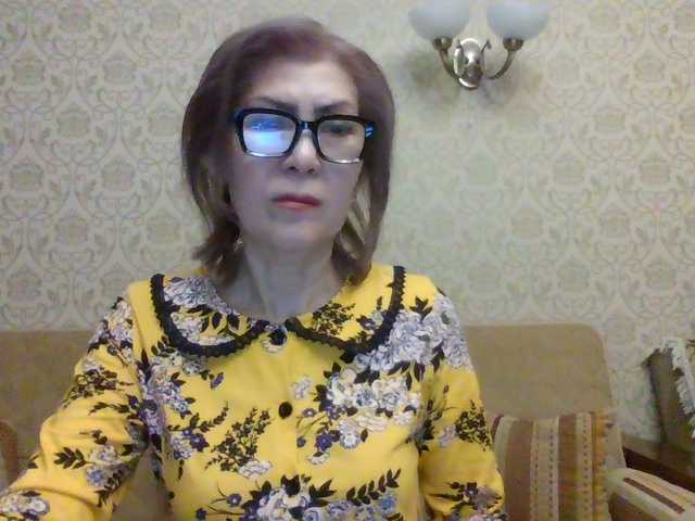 Elegant00Lady's BongaCams show and profile