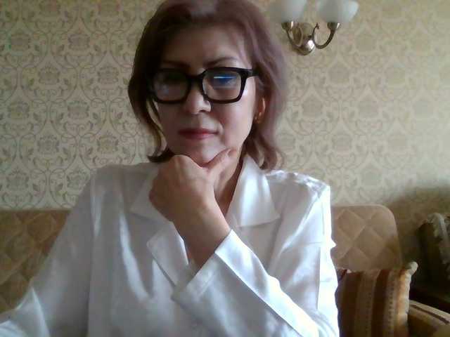 Elegant00Lady's BongaCams show and profile