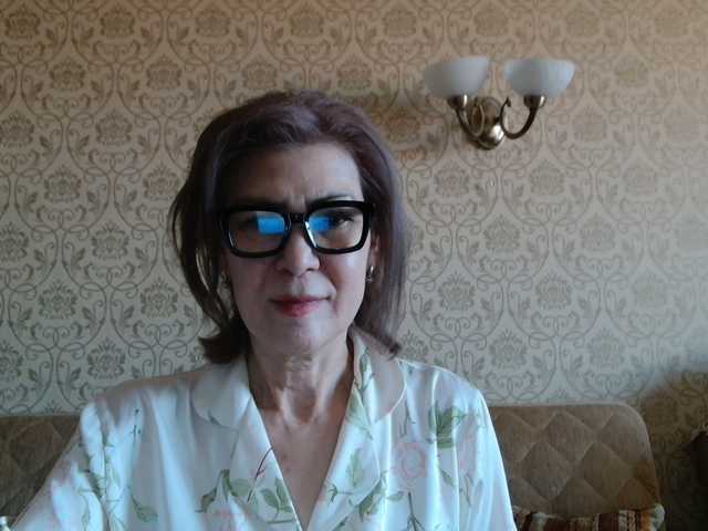 Elegant00Lady's BongaCams show and profile