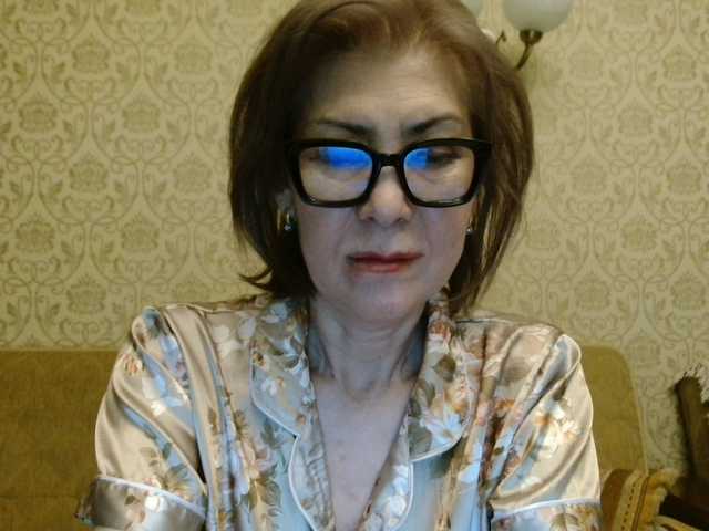 elegant00lady cam belle
