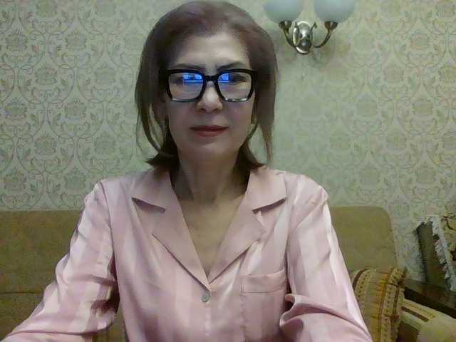 Elegant00Lady's BongaCams show and profile