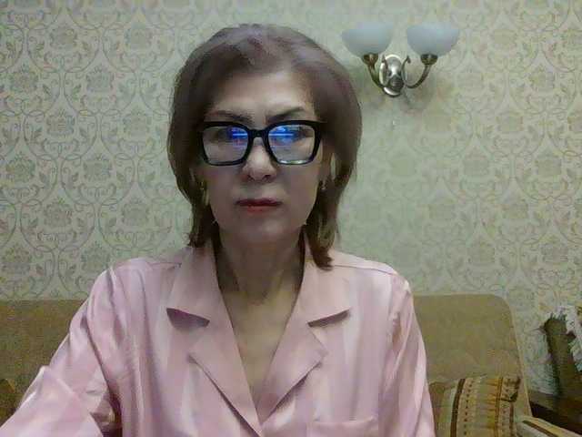 Elegant00Lady's BongaCams show and profile