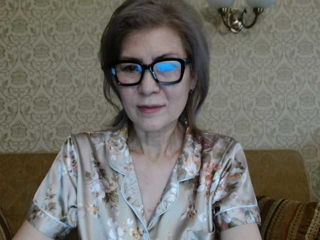 ElegantLady00 webcam