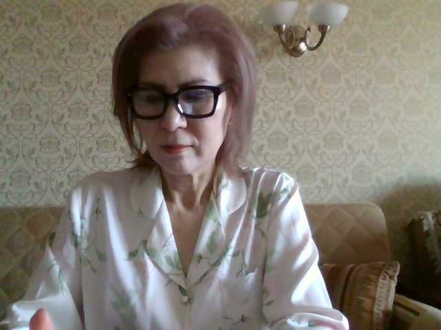 Elegant00Lady's BongaCams show and profile