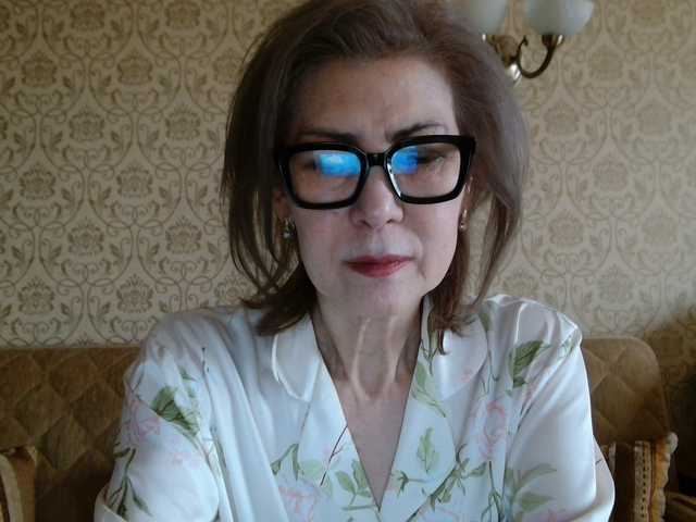 Elegant00Lady's BongaCams show and profile