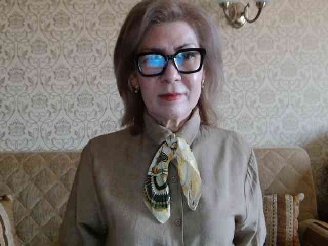 ElegantLady00 webcam