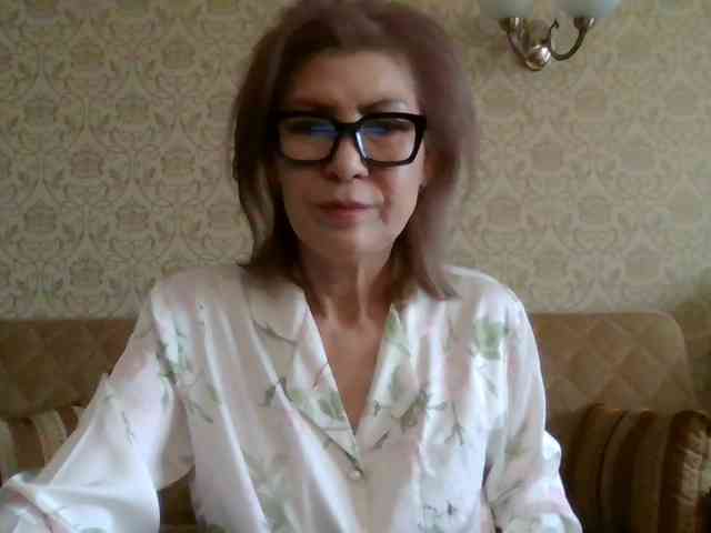 ElegantLady00 webcam