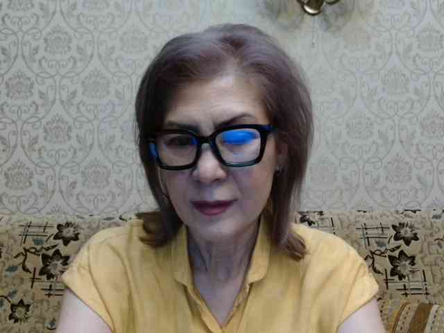 ElegantLady00 webcam