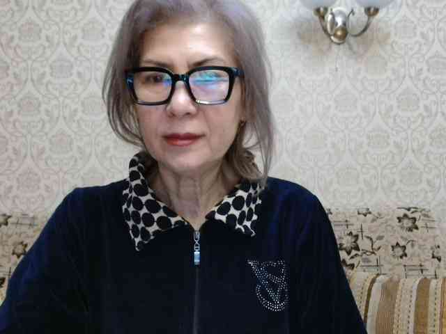 ElegantLady00 webcam
