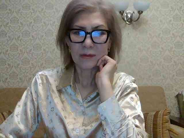 ElegantLady00 webcam