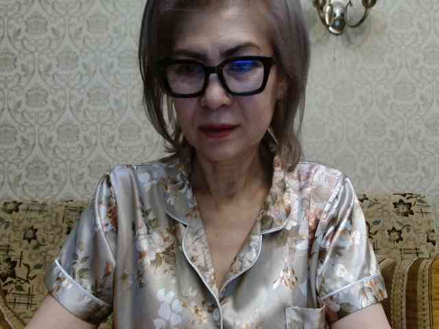 ElegantLady00 webcam