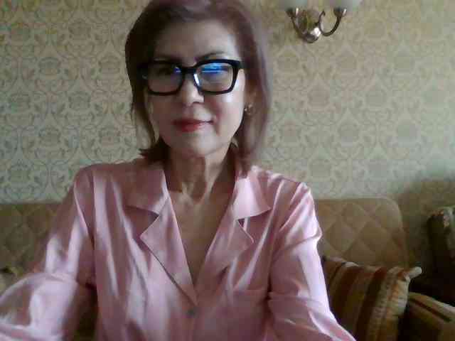 ElegantLady00 webcam