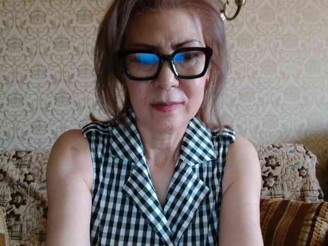 ElegantLady00 webcam