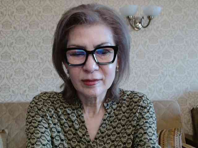 ElegantLady00 webcam