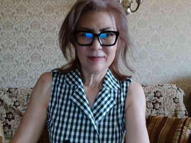 ElegantLady00 webcam
