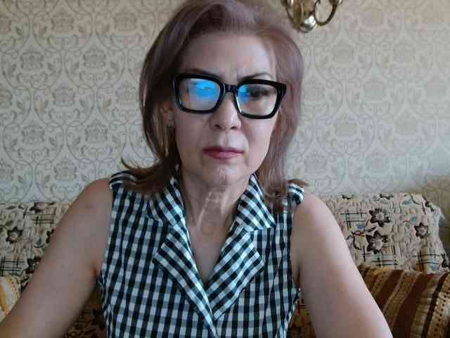 ElegantLady00 webcam