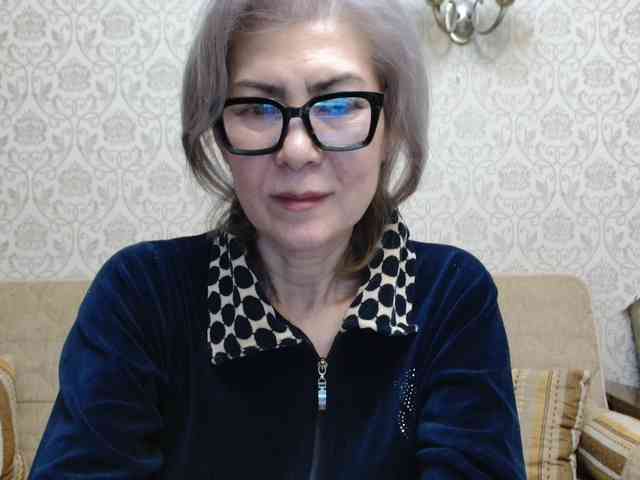 ElegantLady00 webcam