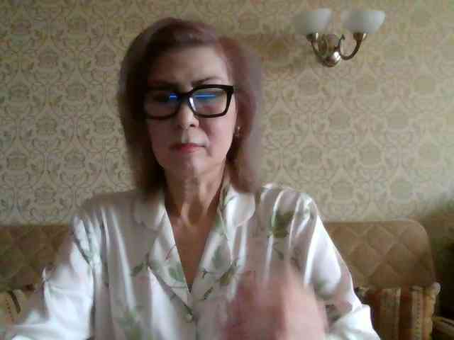 ElegantLady00 webcam