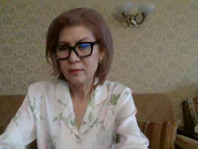 ElegantLady00 webcam