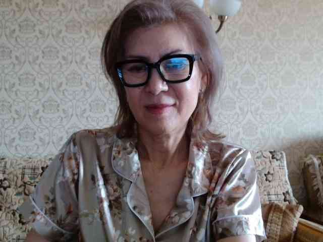 Elegant00Lady webcam