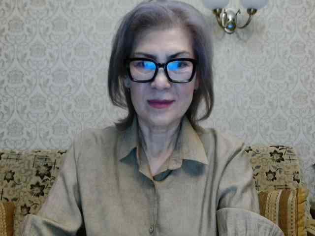 ElegantLady00 webcam