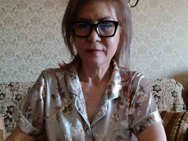 ElegantLady00 webcam