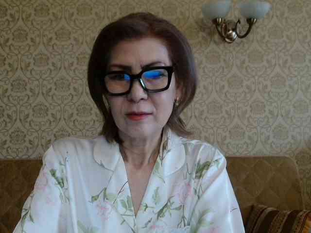 ElegantLady00 webcam