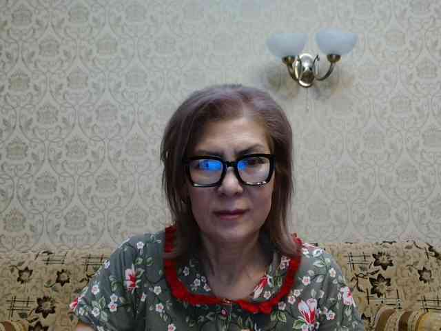 ElegantLady00 webcam