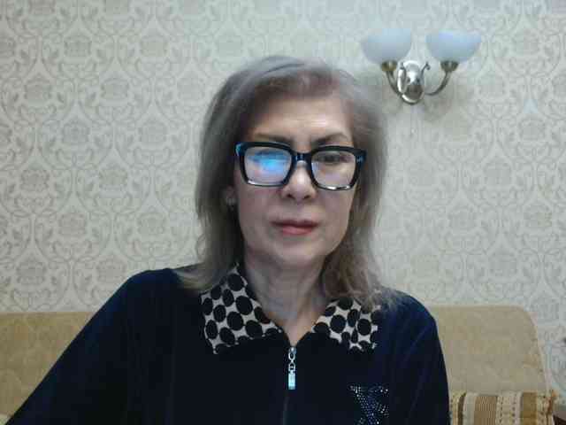 Elegant00Lady Elegant00Lady