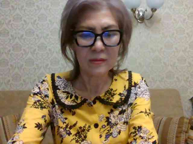 ElegantLady00 webcam