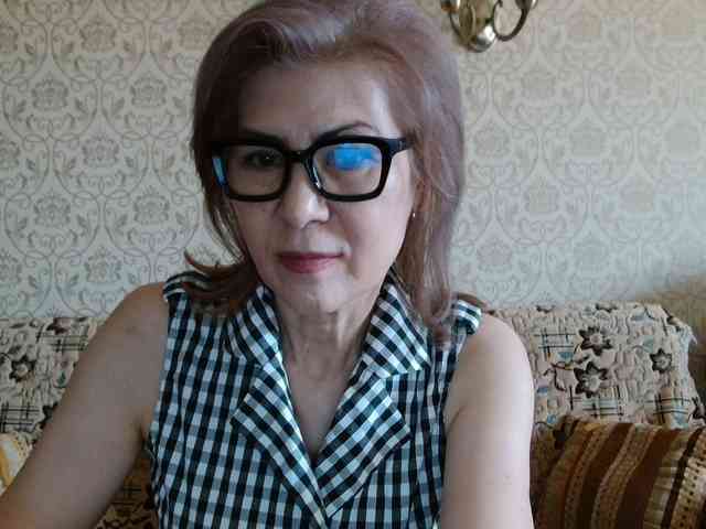 ElegantLady00 webcam