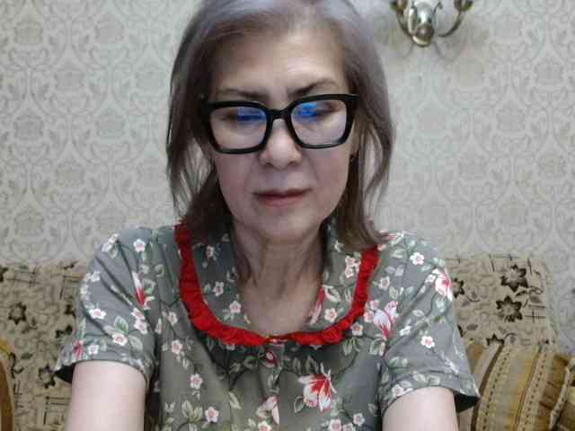 ElegantLady00 webcam